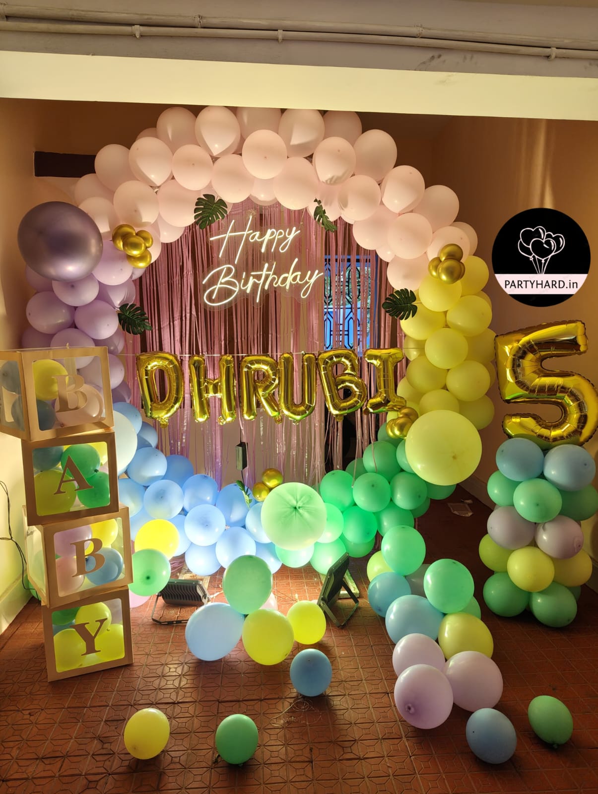 Simple Ring Decoration